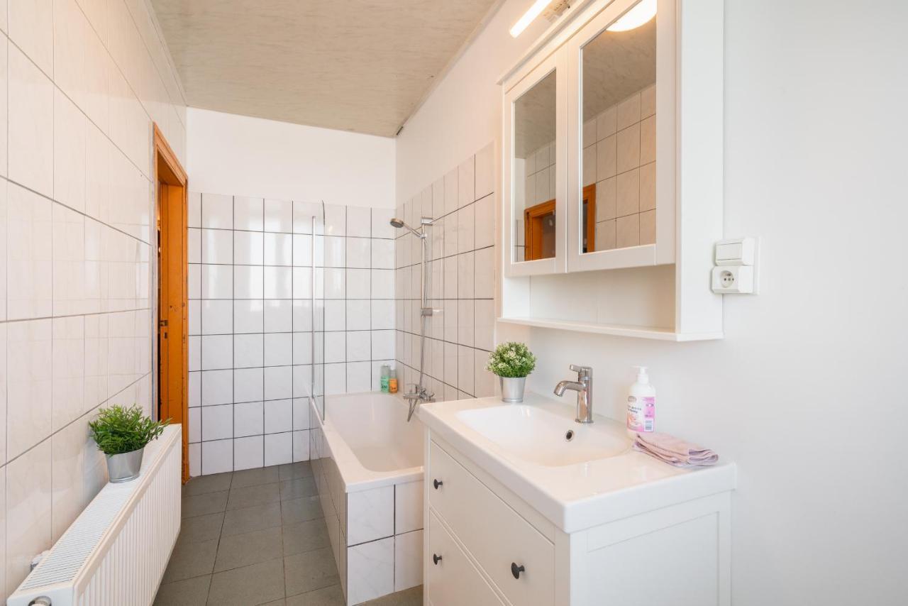 Large Antwerp City Center Apartments المظهر الخارجي الصورة
