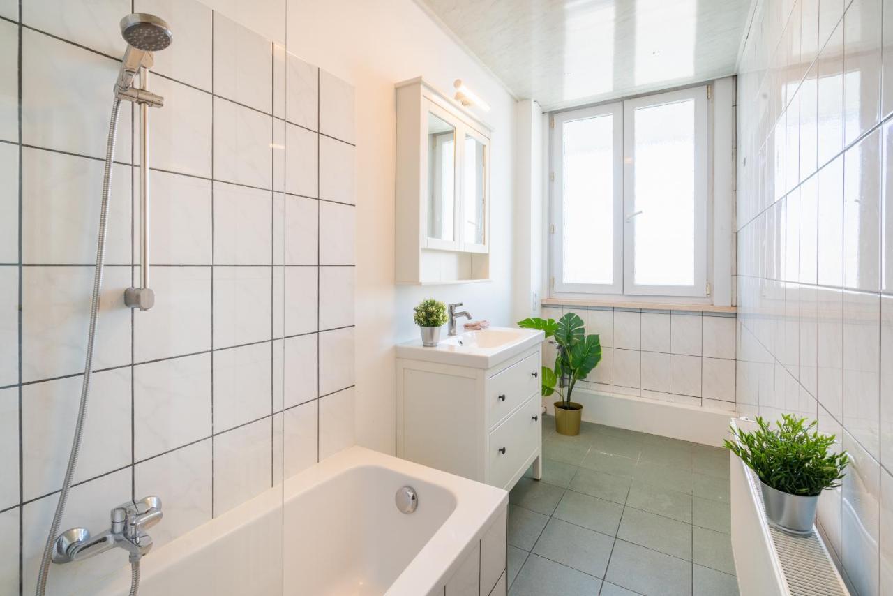 Large Antwerp City Center Apartments المظهر الخارجي الصورة
